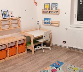 Dětský psací stůl se židlí IKEA