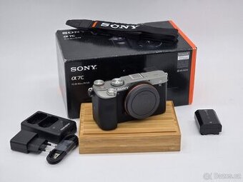 Sony A7C TOP STAV
