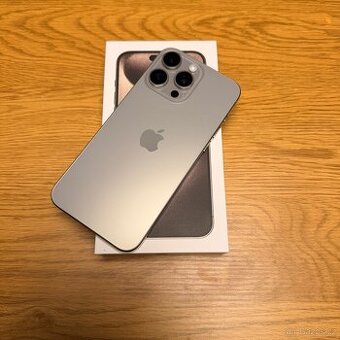 iPhone 15 Pro Max - 256GB (PERFEKTNÍ STAV)