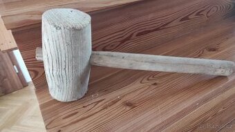 Stará dřevěná palice