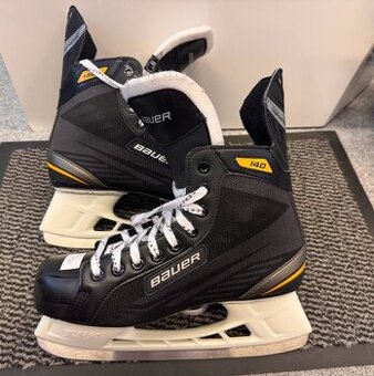 BRUSLE BAUER SUPREME 140 , vel. 44,5/9 R - 1