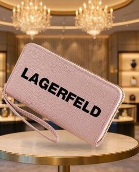 Krásná nová peněženka