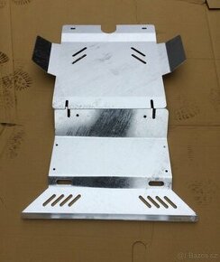 Kryt motora Toyota Hilux 2006-2016