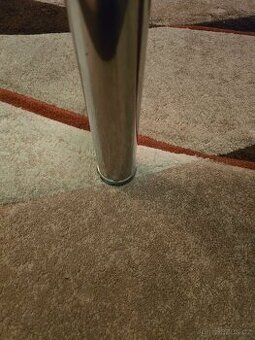 Prodam jídelní stůl