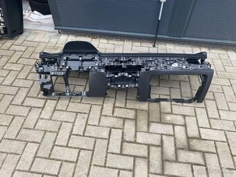 Škoda Superb IV, 4 - palubní deska