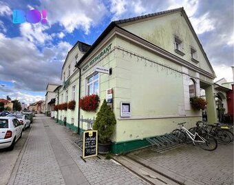 Prodej penzionu s restaurací a bytem, Třeboň
