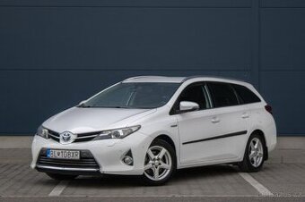 Toyota Auris Touring Sports Hybrid TS 1.8 CVT