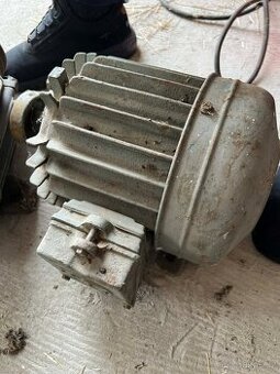 Staré elektromotory - pozůstalost