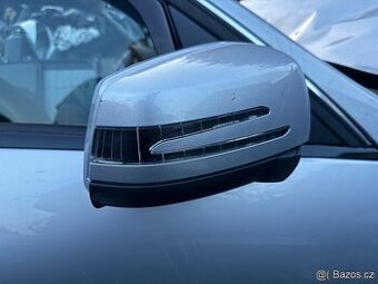 zrcátka , jednotka xenon Mercedes w204 , tlačítka na volant