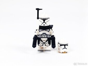 Custom LEGO Star Wars minifigurka Clone Trooper (P1 a P2)