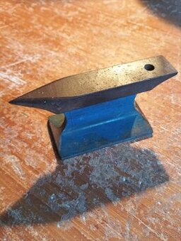 Kovadlinka modelářská,nová,délka 145mm