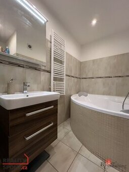 Pronájem, byty/3+1, 74 m2, Jaroslava Seiferta 1333/21, 74801