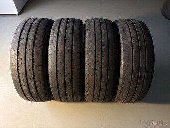Letní pneu Nokian + Tomket 225/65R16C