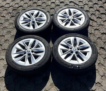ALU KOLA R17 5X112, 7Jx17 ET46, 6,7mm pneu , Orig. Škoda