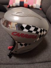 dětská značková helma na lyže, brusle Carrera vel. asi 51
