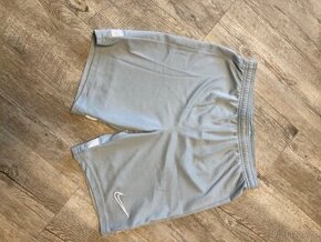 Kraťasy Nike 164 cm