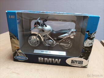 Model - motorka BMW F650 GS