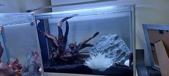 Bílé  designové akvarium fluval