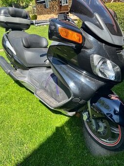 Suzuki burgman 650