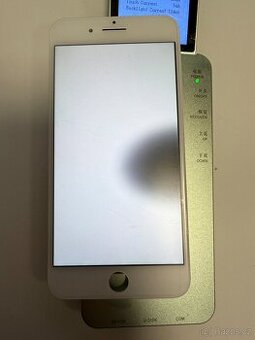 Daruji Phone 8 Plus Originální repasovaný displej s vadou