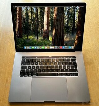 Macbook Pro 15”, Intel i9, 500GB, 2018
