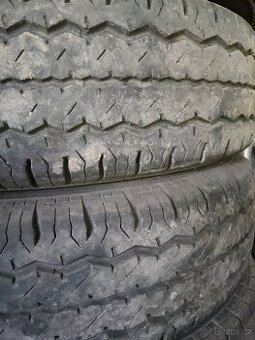 Pneu 195/75/16C - 1