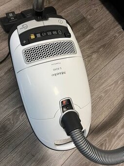 Miele S 8340. - 1