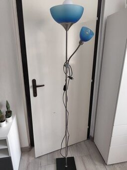 Lampa stojici