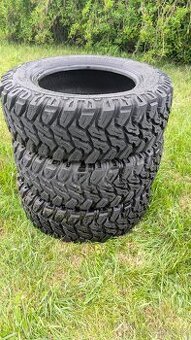 Offroad pneu 235/65-17 Viper STT