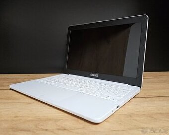 Notebook Asus Intel Celeron N3350