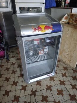 Redbull lednička