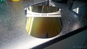 Kšilt Dior