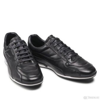 Pánské jako nové kožené tenisky Hugo Boss v. 43