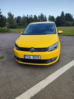 Volkswagen Touran Comfortline, 2.0 TDI r.v. 2012