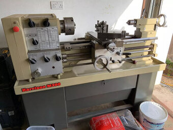 Soustruh Harrison M300