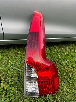 VOLVO V50 - Zadní pravé světlo