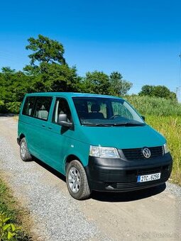 VW Transporter T5 1.9 TDi 9 míst