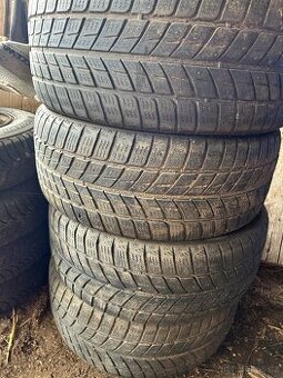 235/50 R18