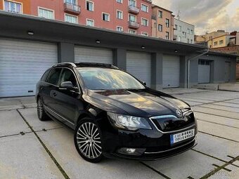 ŠKODA SUPERB 2 2.0TDI DSG COMBI L&K 2015