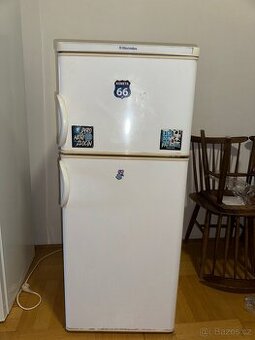 Lednice s mrazákem Electrolux – funkční, kompaktní rozměry