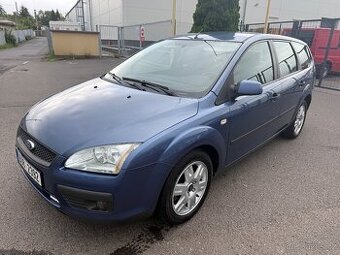 Ford Focus kombi 1.6i 74 KW, 2006, klima, tažné zařízení