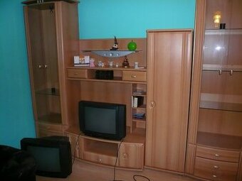 Pronájem neprůchozího pokoje v bytě 3+1 Zlín