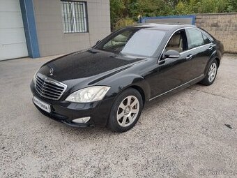 Mercedes-Benz S