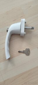 Okení klika HOPPE s klíčem