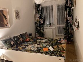 Závěsy, deka a potah na polštář