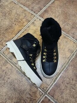 Dámské kotníčkové boty s kožíškem Gant vel. 40