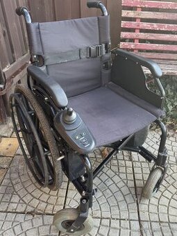Elektrický invalidní vozík
