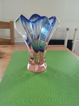 Váza z hutního skla - JOSEF HOSPODKA - ŠKRDLOVICE