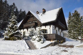 Prodej zavedeného rodinného penzionu + rozestavěná stavba -