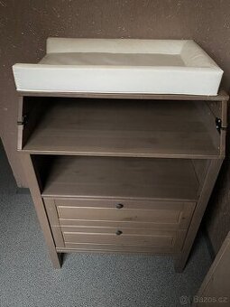 Přebalovací komoda Ikea